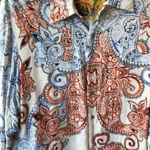 Men’s long sleeve button